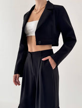Chic Black Cropped Blazer & Wide-Leg Cargo Pants Set – Modern Elegance